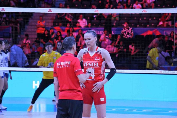 Fıvb Kadınlar Milletler Ligi: Türkiye:3 - Tayland:1
