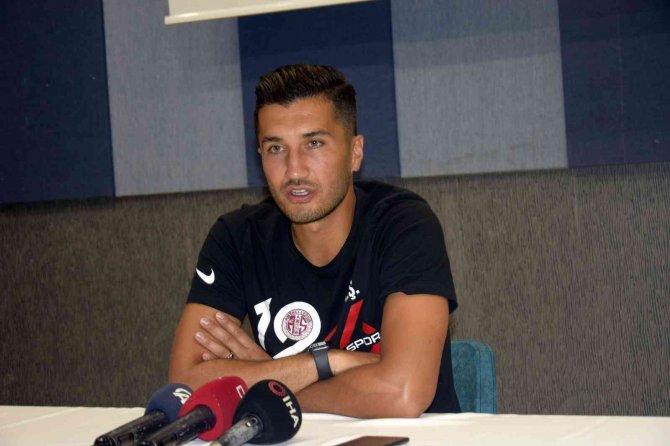 Nuri Şahin: "Antalyaspor Yeni Sezonda Her Maça Üç Puan Almak İçin Çıkacak"