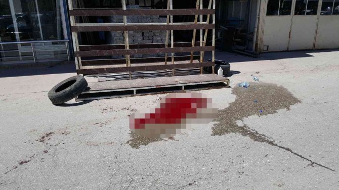 Edirne’de Silahlı Saldırıya Uğrayan Lastikçi Yaralandı