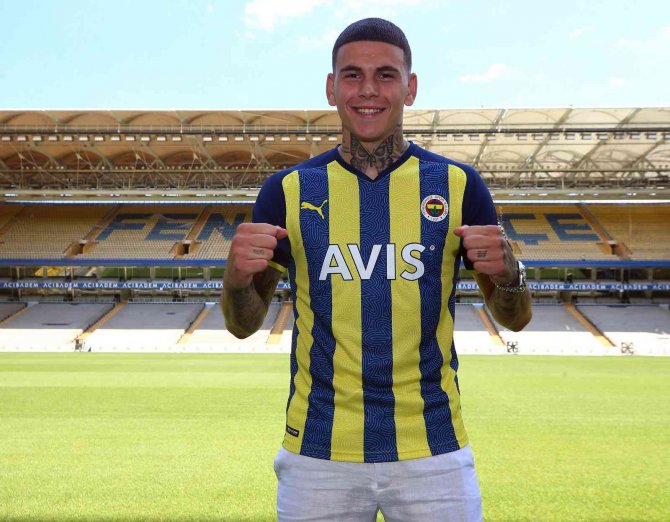 Fenerbahçe, Tiago Çukur İle 4 Yıllık Sözleşme İmzaladı