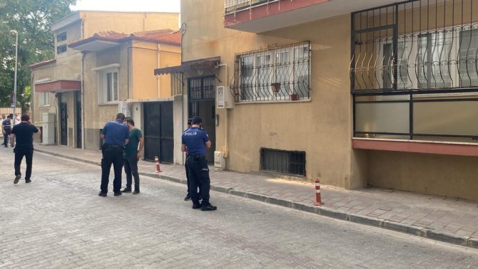 Emekli Uzman Çavuş Kız Arkadaşını Kazayla Ağır Yaraladı