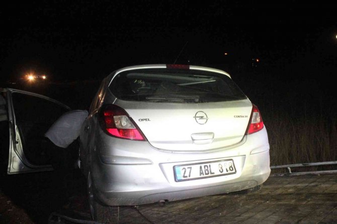 Kilis’te Otomobil Şarampole Uçtu: 3 Yaralı