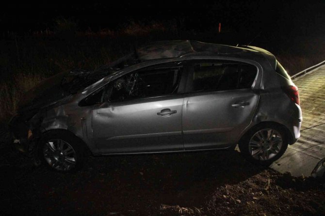 Kilis’te Otomobil Şarampole Uçtu: 3 Yaralı