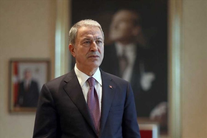 Millî Savunma Bakanı Hulusi Akar: "Silah Arkadaşlarımıza Ve Gençlerimize Hayırlı Olsun"