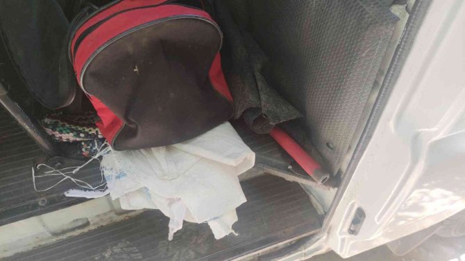 Minibüsü Çaldılar Orhangazi Polisinden Kaçamadılar