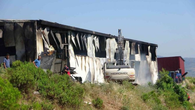 Osmaniye’de Katı Atık Tesisindeki Yangın Kontrol Altına Alındı