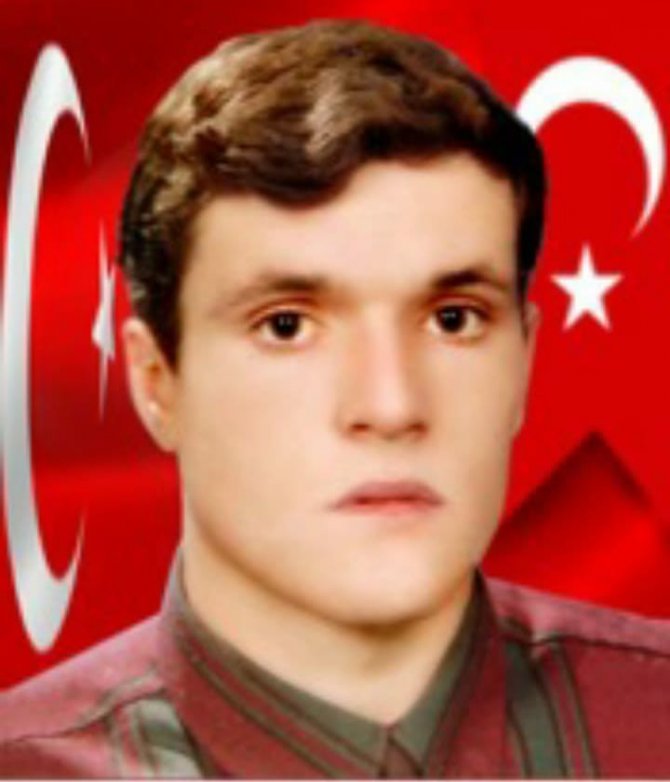 Şehit Jandarma Er Kabri Başında Dualarla Anıldı