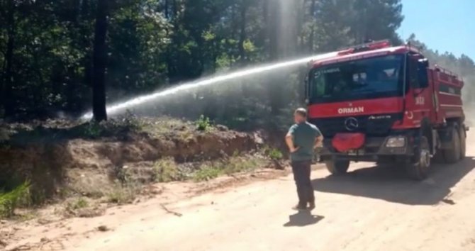 Aydos Ormanı’nın İki Farklı Noktasında Çıkan Yangın Söndürüldü