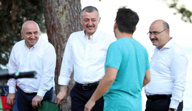 Başkan Büyükakın: "Yeşil Alan Miktarımız Bugün İtibariyle 25 Milyona Yaklaştı"