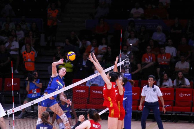 Fıvb Kadınlar Milletler Ligi: İ̇talya: 3 - Çin: 1