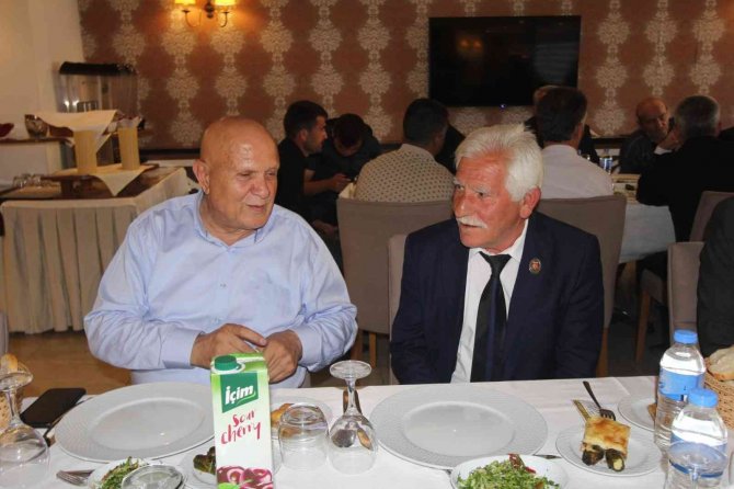 Şehit Ve Gazi Aileleri Onuruna Yemek Programı Düzenlendi