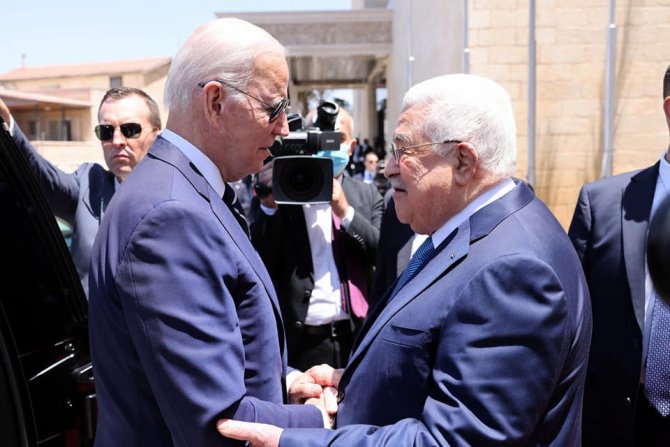 Biden, Filistin Devlet Başkanı Abbas’la Görüştü