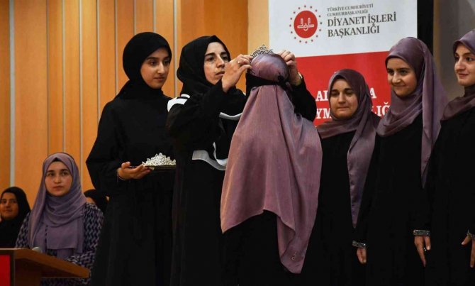 Hafızlık İcazetini Aldılar