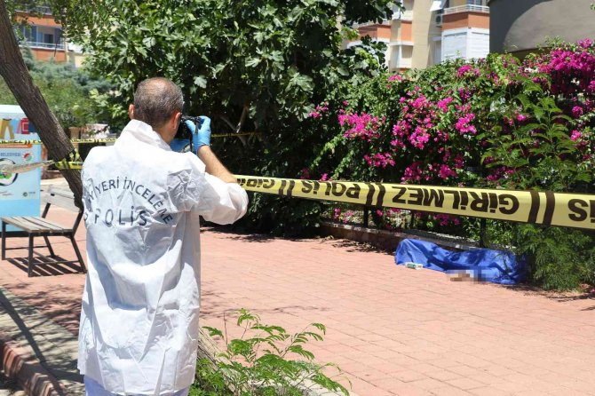 Süt Alıp Evine Dönerken Yolda Fenalaşarak Hayatını Kaybetti
