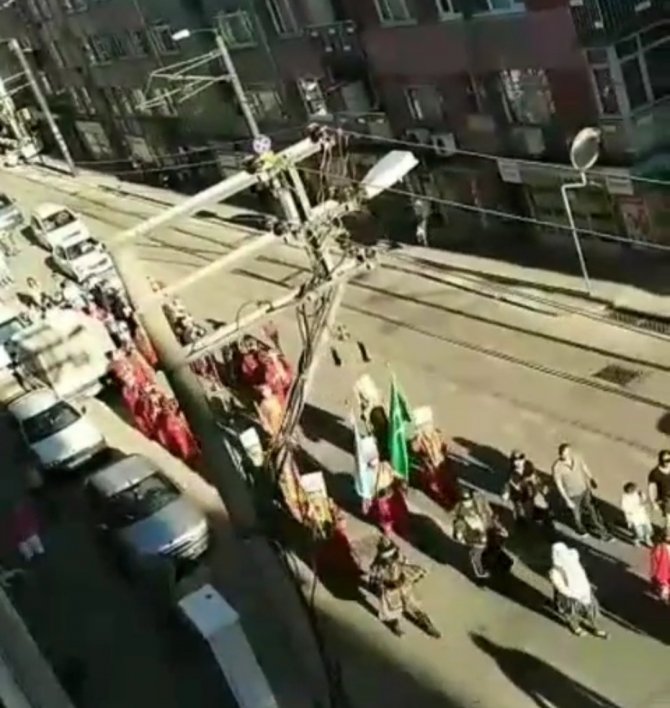Mehter Eşliğinde Kavga Kameraya Yansıdı