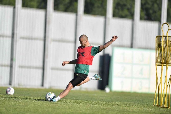 Bursaspor Günü Çift Kale Maçla Tamamladı