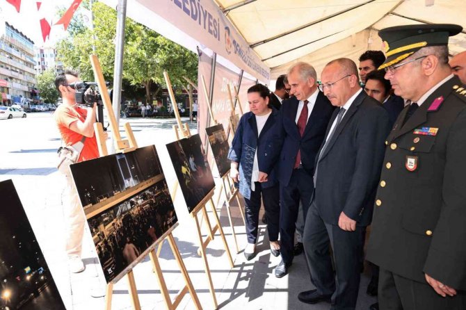 Demokrasi Destanı Fotoğraflarla Anlatıldı