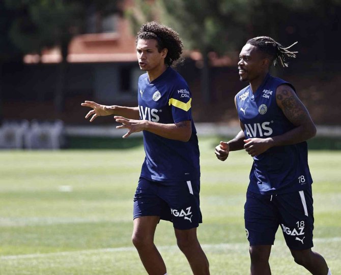 Fenerbahçe’de Dinamo Kiev Maçı Hazırlıkları Sürüyor