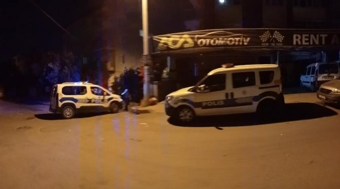 İ̇zmir’de Eşini Öldüren Zanlı Tutuklandı