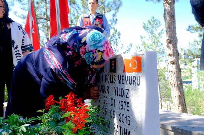 Kastamonu’da 15 Temmuz Demokrasi Ve Milli Birlik Günü’nde Şehitler Anıldı