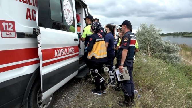 Otomobil Takla Attı: 3 Yaralı