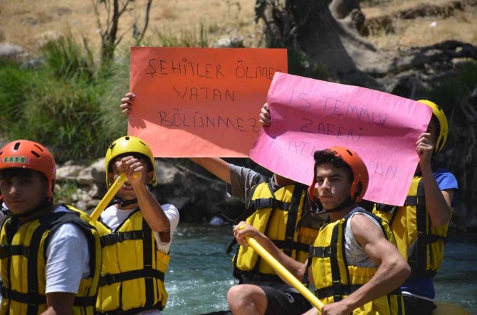 Şırnak’ta 15 Temmuz Şehitleri Anısına Rafting Düzenlendi