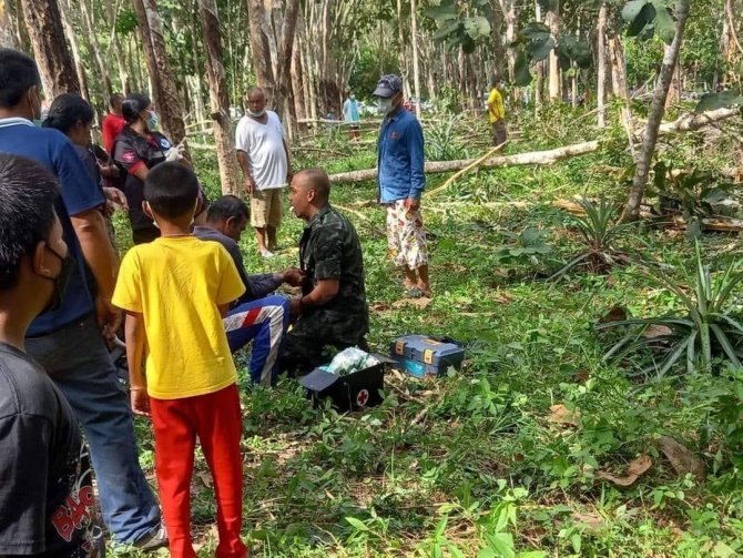 Tayland’da Askeri Helikopter Ormanlık Alana Düştü