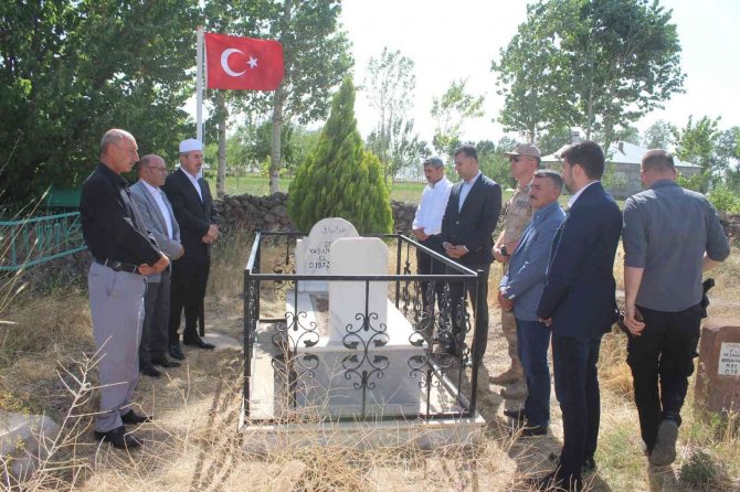 Muradiye’de Şehit Mezarları Ziyaret Edildi