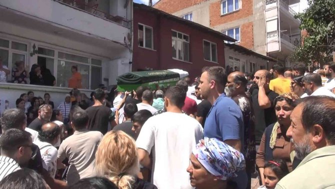 Feci Kazada Ölen Gencin Paylaşımı Yürekleri Sızlattı