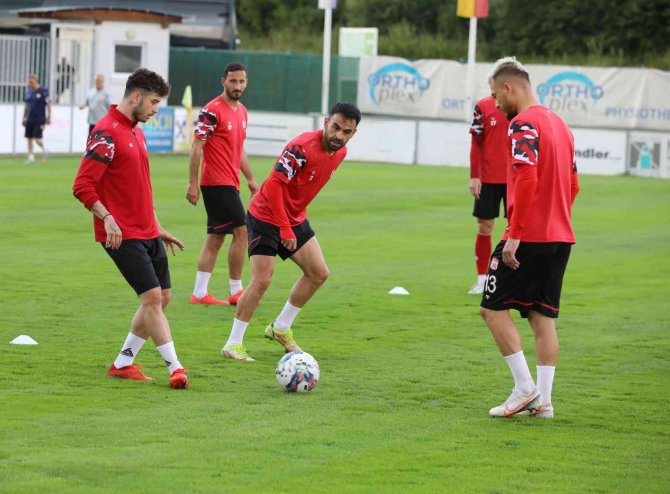 Sivasspor’un İkinci Etap Kampı Başladı