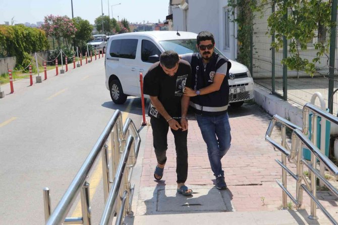 1 Kişinin Ölüp, 1 Kişinin De Yaralandığı Silahlı Saldırıya 4 Tutuklama