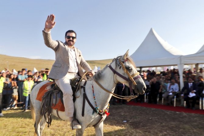 Ağrı’da "Balık Gölü Geleneksel 3. Yaz Festivali"