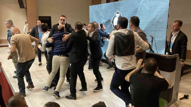Olaylı Kongre Sonrası Altay’da 213 Kişinin Üyeliği İptal Edildi