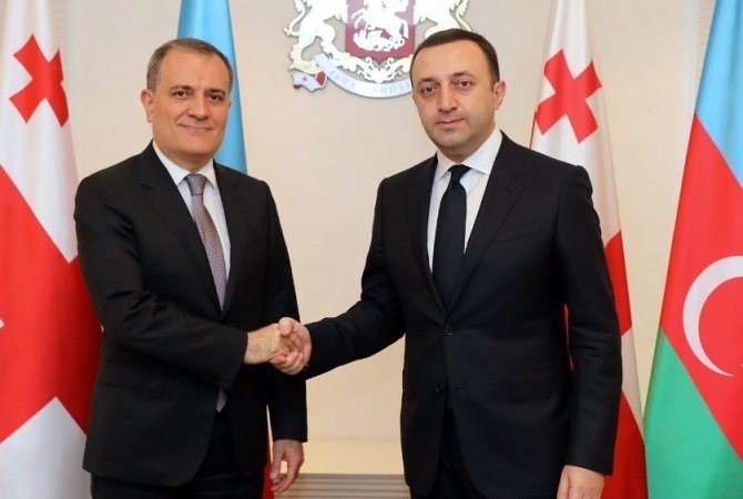 Azerbaycan Dışişleri Bakanı Bayramov, Gürcistan Başbakanı Garibaşvili İle Görüştü
