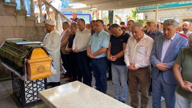 Bartın’ın İlk Kadın Muhtarı Son Yolculuğuna Uğurlandı