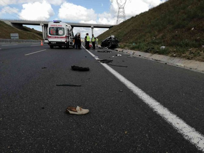 Bayram Ziyaretinden Dönen Ailenin Otomobili Takla Attı: 4 Yaralı