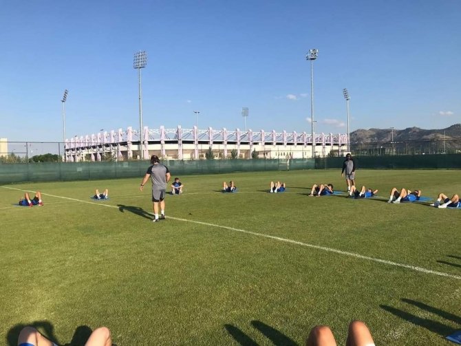 Belediye Kütahyaspor Çalışmalarına Başladı