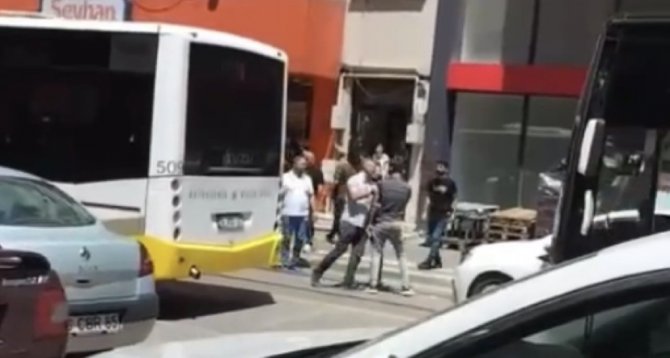 Bursa’da ‘Yol Verme’ Tartışması