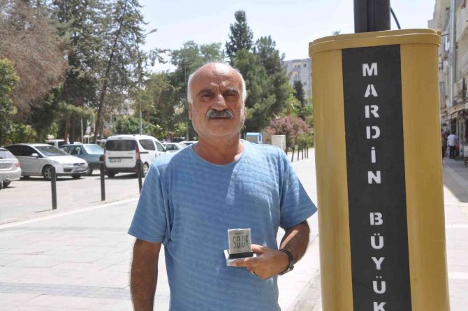 Mardin’de 50 Dereceyi Bulan Sıcaklar Vatandaşı Bunaltıyor