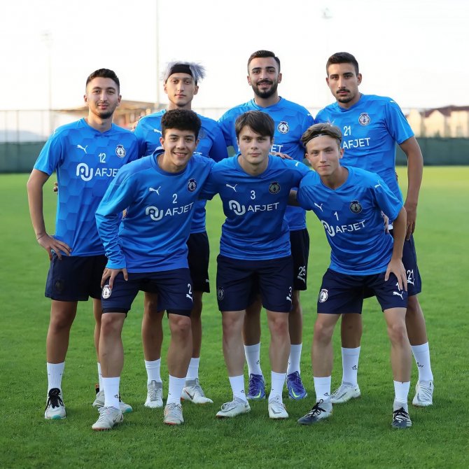 Afyonspor’un Yeni Sezon Hedeflerini Kulüp Başkanı Açıkladı