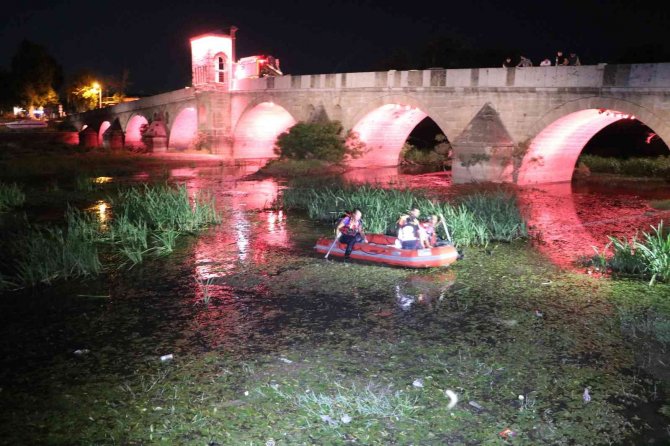 Tunca Köprüsünden Nehre Düşen 1 Kişiyi Afad Bot İle Kurtardı