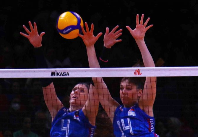 Fıvb Kadınlar Milletler Ligi: Sırbistan: 1 - Brezilya: 3