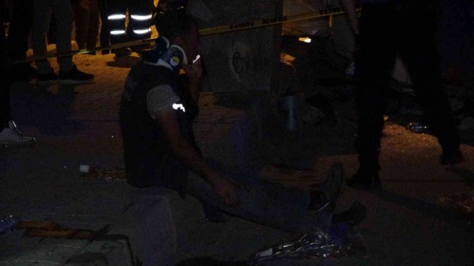 Tarım İşçilerini Taşıyan Minibüs Devrildi; 1 Ölü, 3’ü Ağır 14 Yaralı