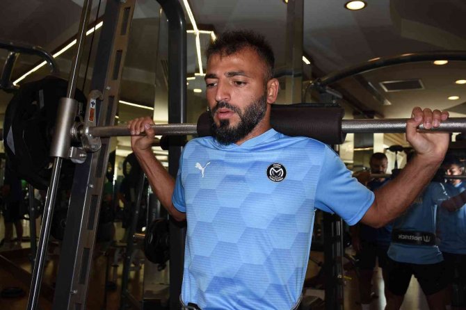 Manisa Fk Günü Tek Antrenmanla Tamamladı