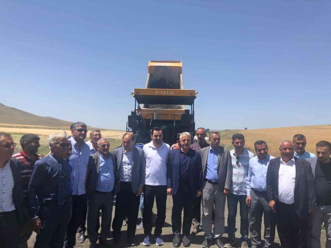 120 Milyon Tl Hazır 382 Köy İçin Kollar Sıvandı