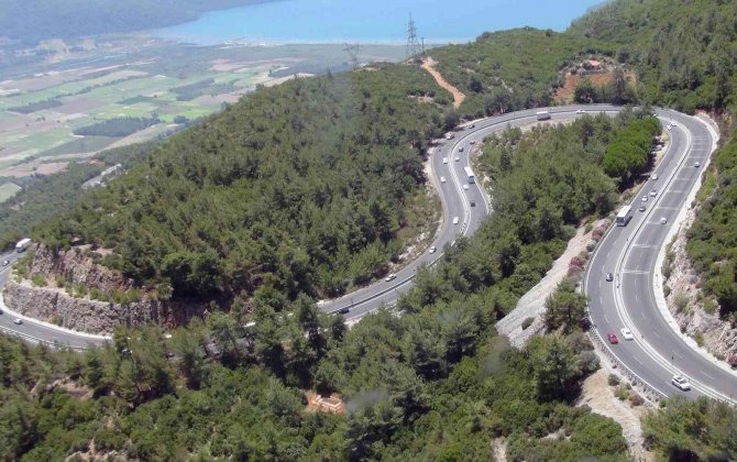 Emniyet’in ‘Uçan Göz’ünü Kadın Pilot Uçurdu