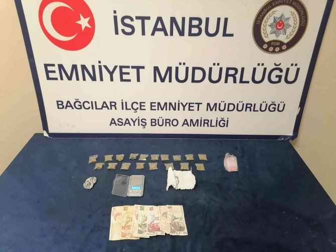 Bağcılar’da 2 Uyuşturucu Taciri Yakalandı