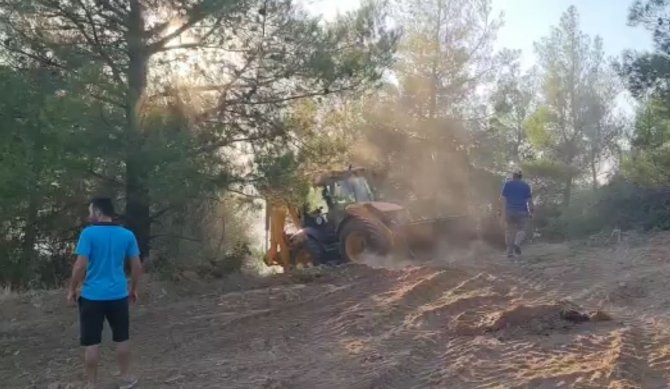 Su Tankerleri İçin Yol Açma Çalışmaları Yapılıyor