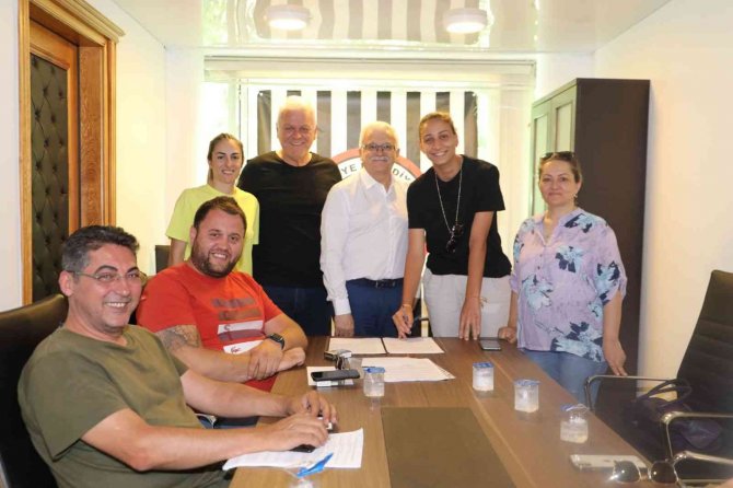 Burhaniye’de Transferler Devam Ediyor