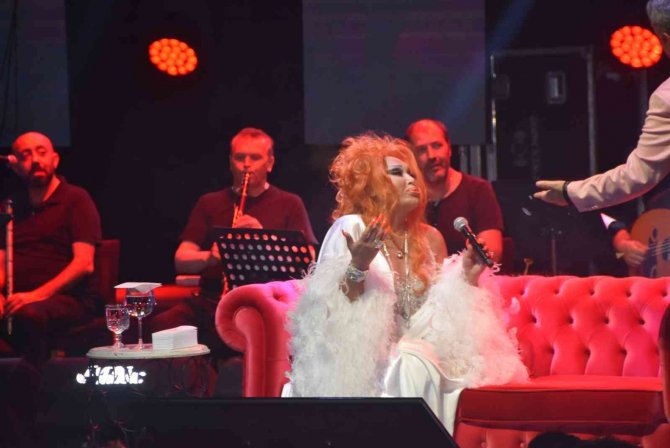Bodrum’da Diva Rüzgarı Esti